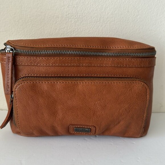 SPIKES & SPARROW Leather Belt Bag With Front Zip Pocket Camel Brown - Picture 14 of 16